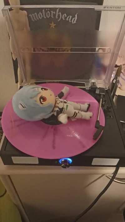 Got myself new vinyl, had to be done 