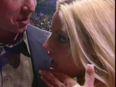 Trish's finger licking good