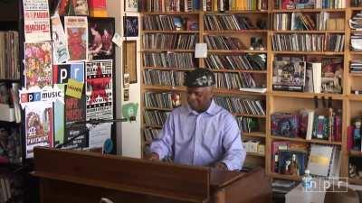 Booker T. Jones, of Booker T. &amp;amp; The M.G.'s, performing his hit &quot;Green Onions&quot; that he wrote when he was 17