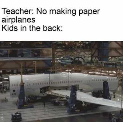 They really do be building an airplane back there