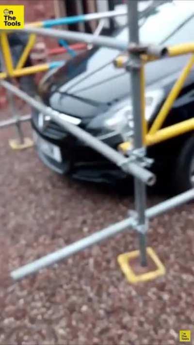 WCGW if I don’t pay scaffolders on time