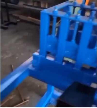 This machine can straighten any Rod