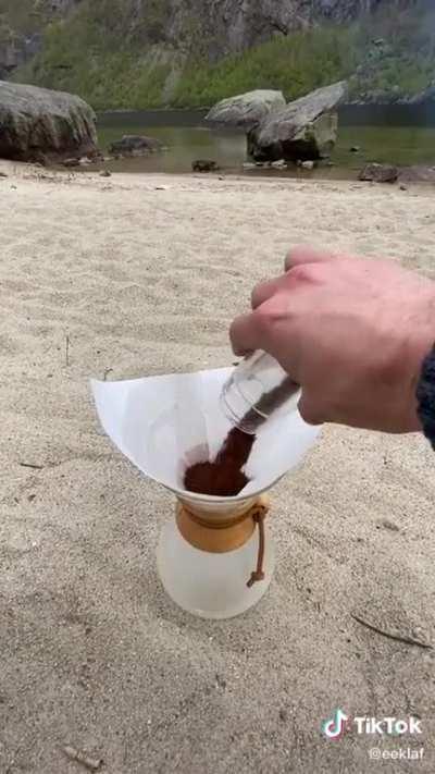 Making coffee in nature