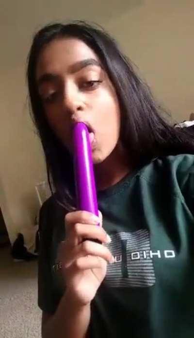 Desi Dildo Suc (Inbox to get Indian Unseen Collections For Cheap)