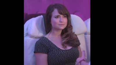 Milana Vayntrub