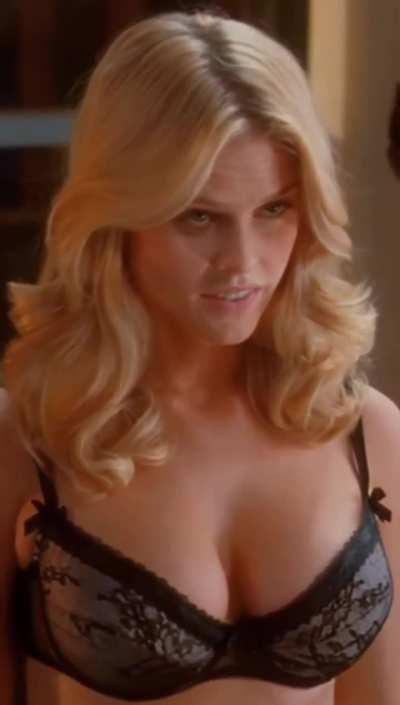 Alice Eve