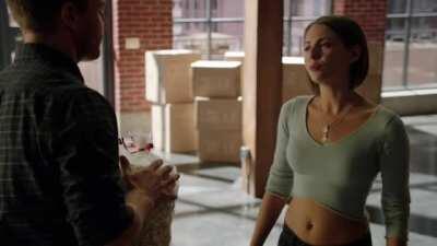 Willa Holland In Arrow