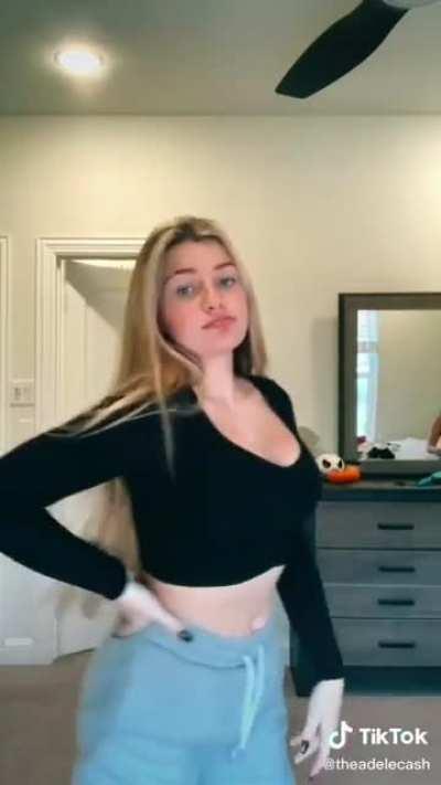 Old tiktok Adele (5/11)