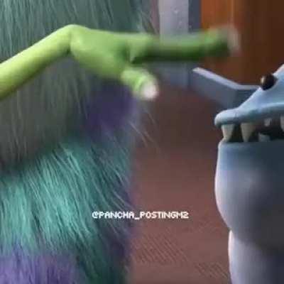 Esse mike wazooz ta meio diferente mano