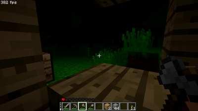 Beta Minecraft is just... viscerally scarier than release.