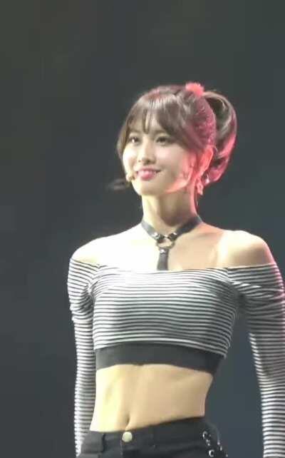 TWICE MOMO