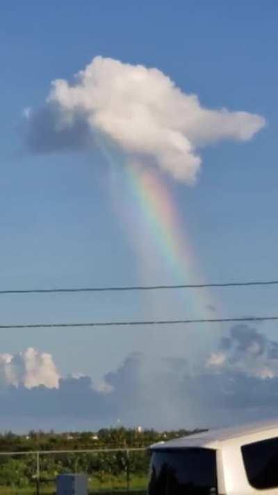 🔥Cloud pouring out a rainbow in Falmouth, Jamaica.