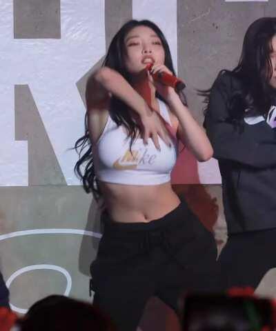 Chungha 🤯