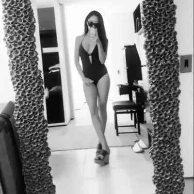 T-ara - Hyomin (Swimsuit Instagram)