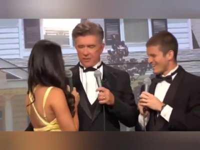 Olivia Munn and Alan Thicke in G4 attack of the show ( + behind-the-scenes of an alternate take)