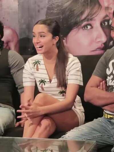 Shraddha Kapoor's thighs are to die for!