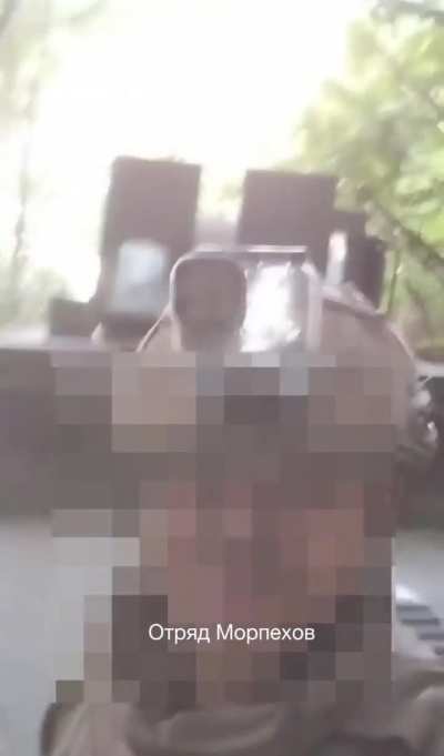 Russian Marines of the 810th Brigade captured Ukrainian HMMWV