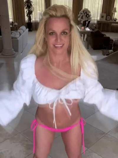 Britney Spears nipple