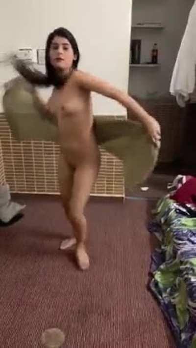 Nude Mujra 💃