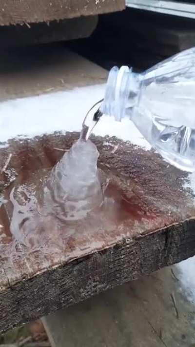 My water froze while getting poured out