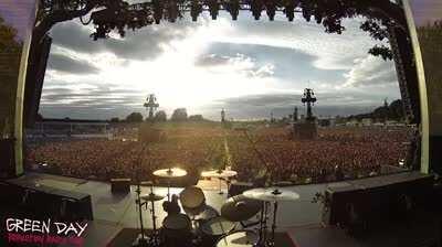 Green Day Crowd Singing Bohemian Rhapsody - Hyde Park July 1st, 2017