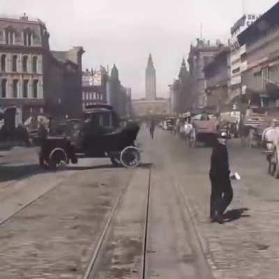 Hundred year old San Francisco streetcar footage