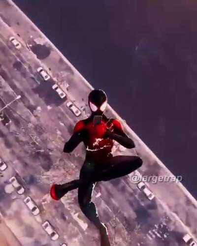 Spider-Man throw it back????😳😳😳🥵🥵👀