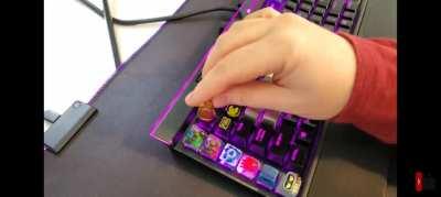 Thanos gauntlet keyboard button keycap