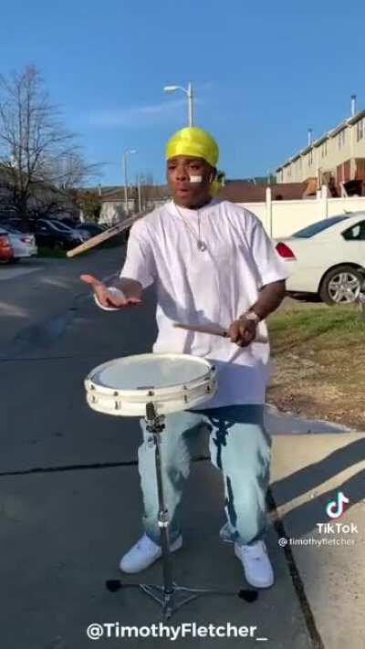 Impressive Drumming to Nelly’s “Dilemma”