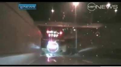 Underpass height alarm (water curtain/projection).