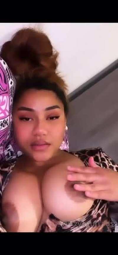 @itzyagurl_loss bust a nut all over them tits 🍆💦🍒