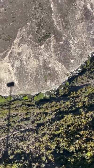 World’s largest swing drop 70 meters in Queenstown, New Zealand