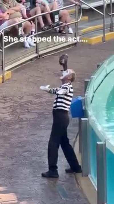 Teenage Girl Stops Mime Performance