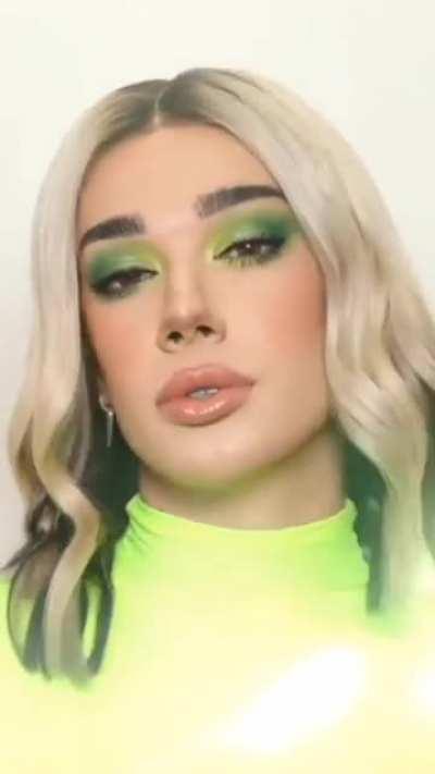 💚🤍💚 adorable girl 💚🤍💚 james charles