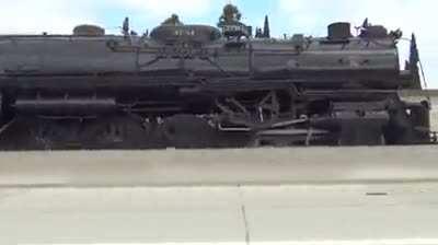 Keeping up with, and filming the local steam train (Santa-Fe 3751) California