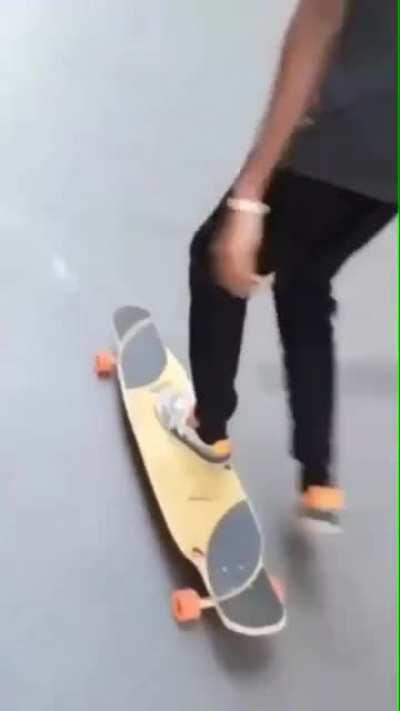 Smooth skater