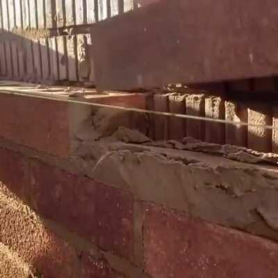 Bricklaying is so satisfying!