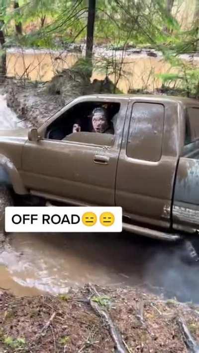 OFF ROAD🤣