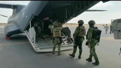 (update) 600 Special Forces Troops Sent To Tamaulipas To Try And Take Back Control Of The City After Arrest And Extradition Of &quot;El Huevo&quot; HDVideo