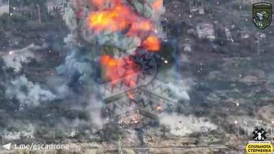 59th brigade of Ukraine destroys russian TOS-1A using FPV drone