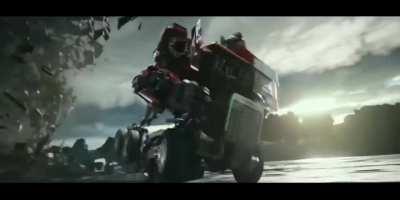 Optimus Prime's quick transformation from the &quot;Clock's Ticking&quot; promo