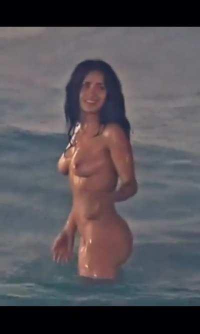 Selma Hayek sex ass👀