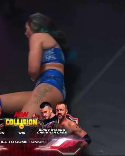 Skye Blue’s best ass moments throughout the match