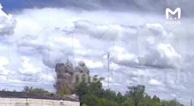 CCTV footage of a Ukrainian S-200 ground attack-converted missile impact in Bryansk, Russia today. 