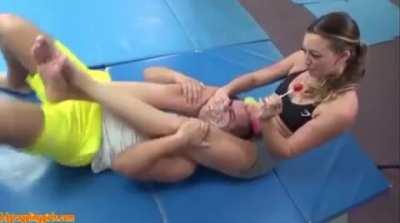 grappling girls is so underrated