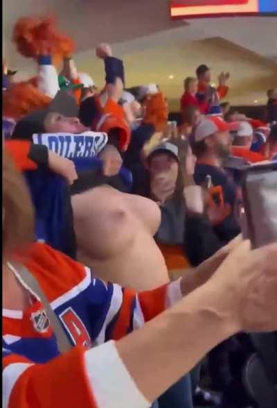 Edmonton Titties