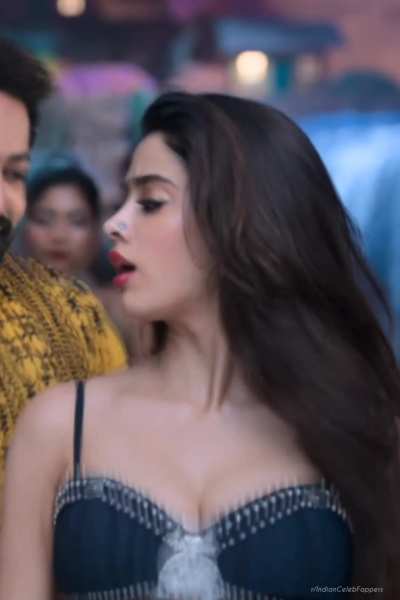 Janhvi Kapoor 