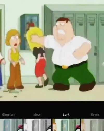 OMG MEG FROM FAMILY GUY SUS?😳😳😳