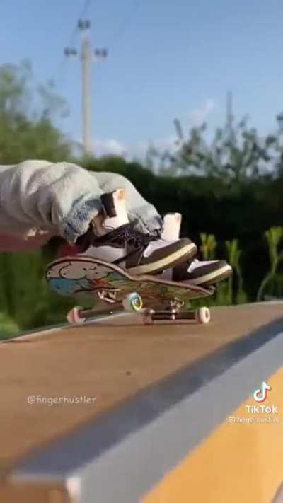 Sick fingerboarding tricks