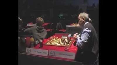 13 year old kid gets bored while playing World Number One Garry Kasparov